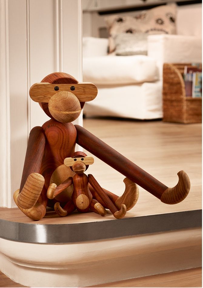 Scimmietta in teak mamma e cucciolo