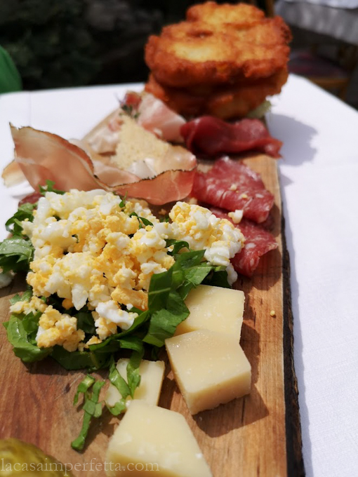 I tortei di patate del Bar Ristorante Pizzeria Centrale di Flavon